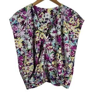 Cabi Top Women M Eden Floral Print Purple 5211 Wrap Blouse Career Spring Modest